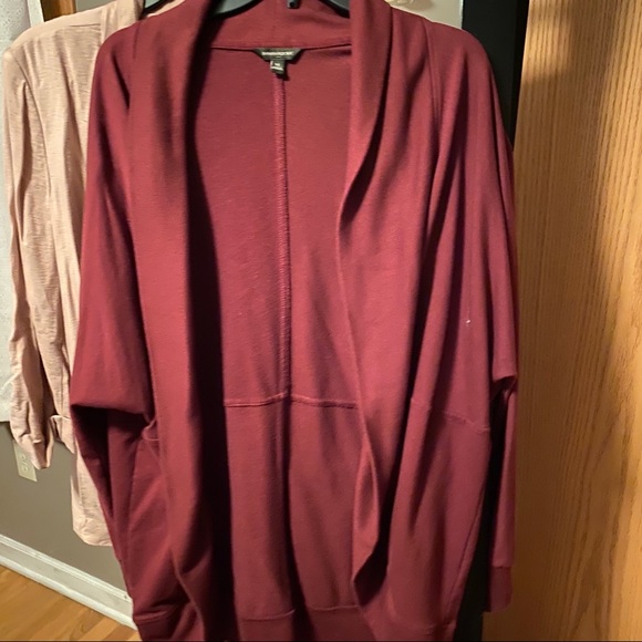 Express Sweaters - Banana Republic Maroon size XL Cardigan
